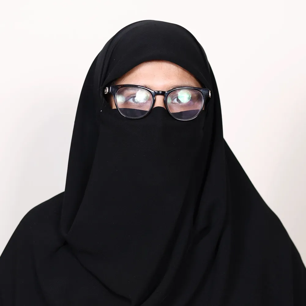 Ms. Amna Irum