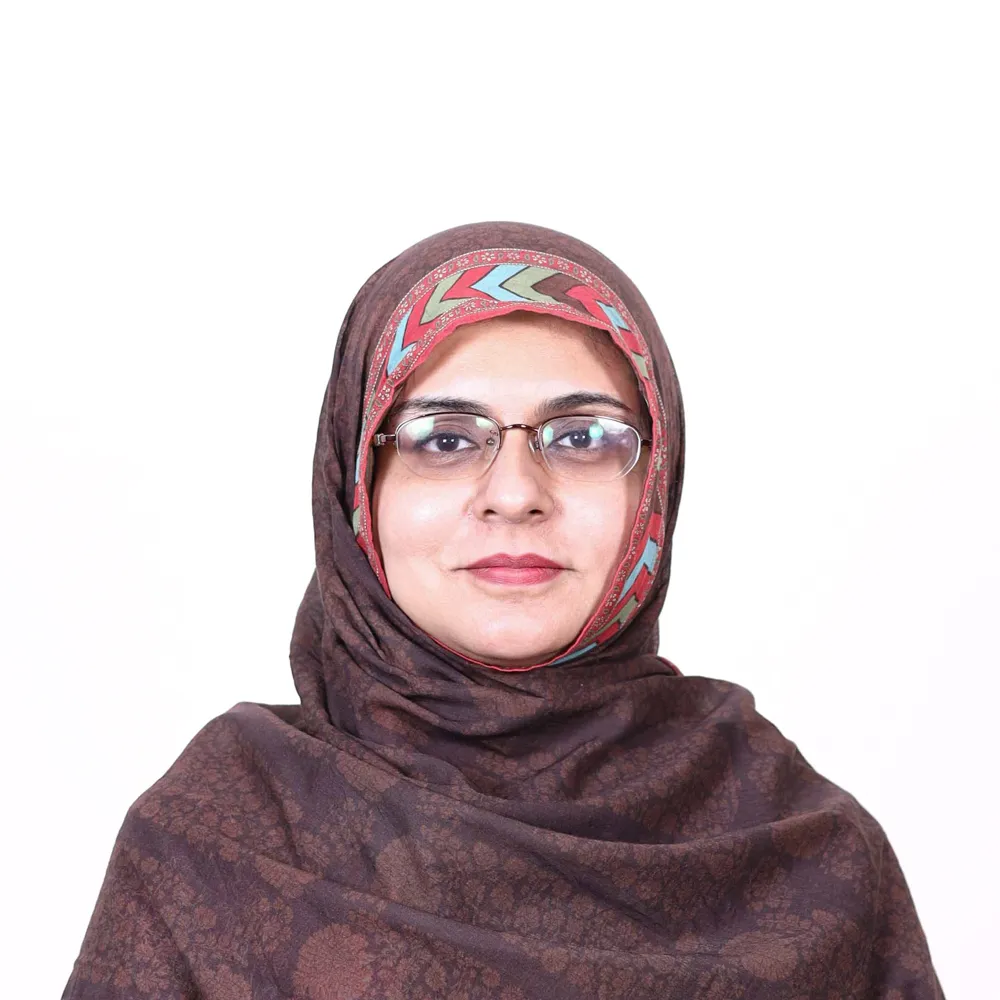Ms. Amna Farooqui Arsalan
